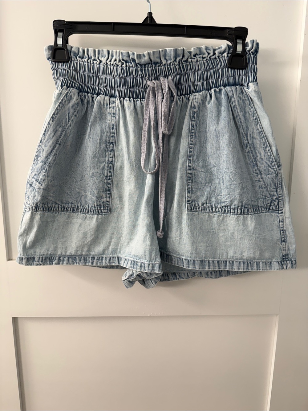 Elan Chambray Shorts